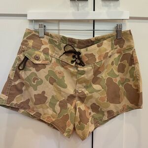 Women's Birdwell Beach Britches Board Shorts Brown Camo Size 6 EUC